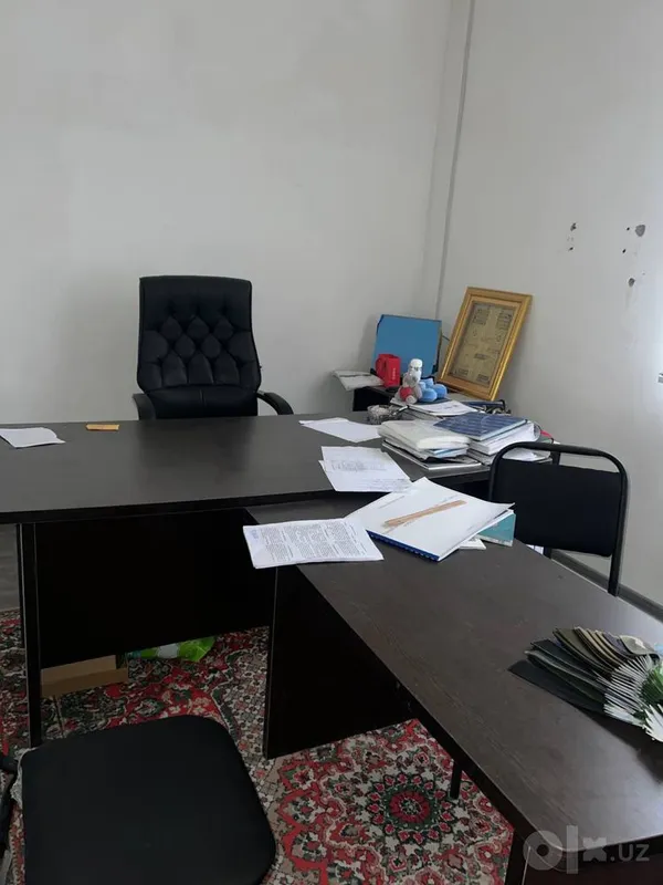 Navoi shaxrida voyenniy gorodkda sklad,ofis arendaga beriladi 3 Navoi shaxrida voyenniy gorodkda sklad,ofis arendaga beriladi 3