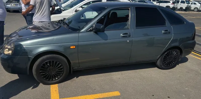 Lada Priora 2172 4