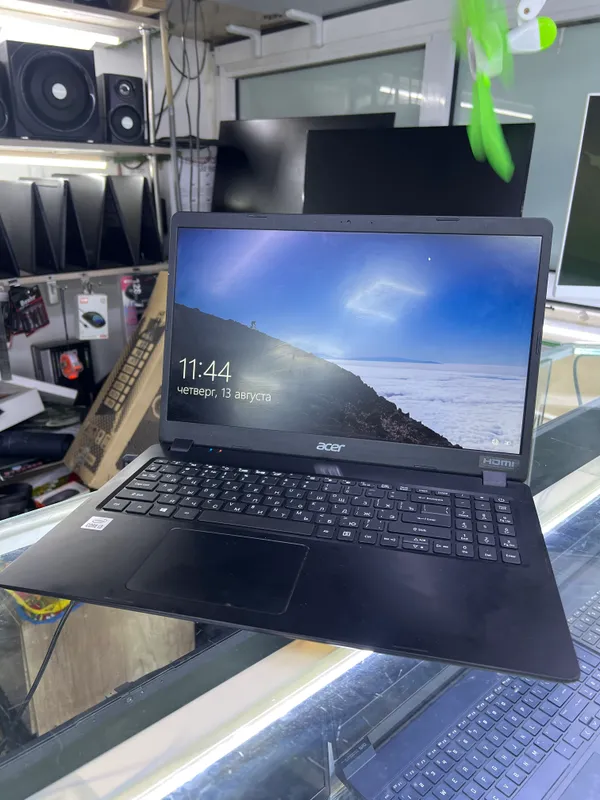 Acer 1 Acer 1
