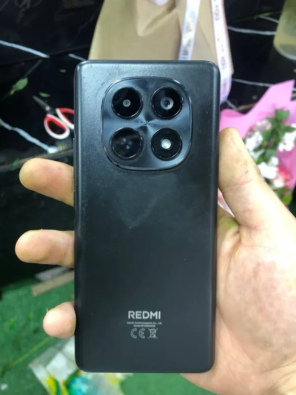 Redmi Note 15 256/12 Xolat Yaxshi 1 Redmi Note 15 256/12 Xolat Yaxshi 1