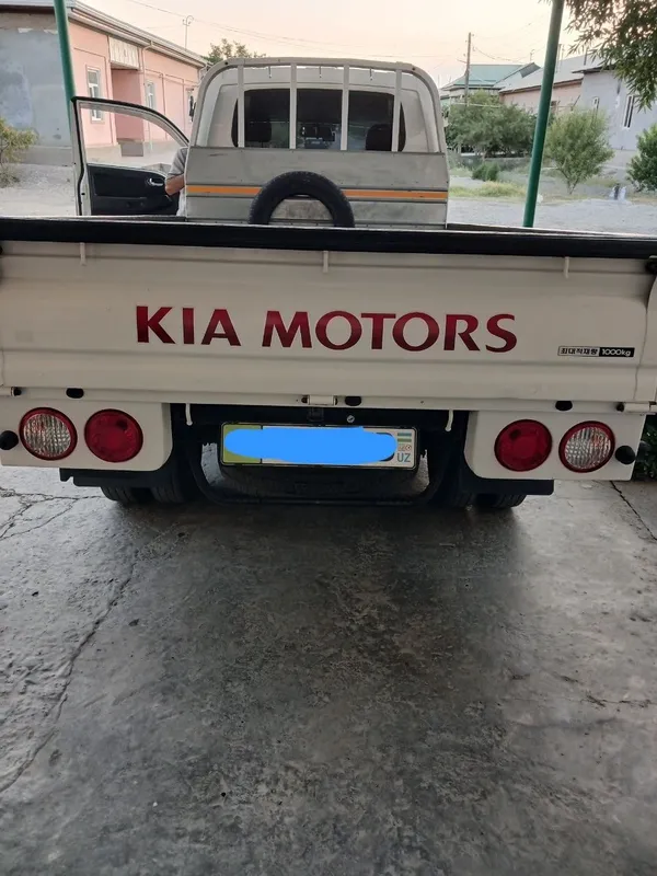 Kiya Bongo Elektromabil 2 Kiya Bongo Elektromabil 2