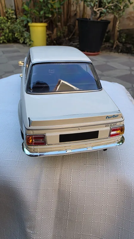 BMW 2002 turbo . мастаб 1:18 — фото 1