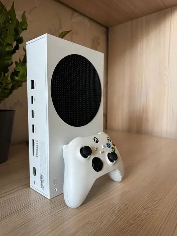 Xbox series S 3 oylik Game pass ultimate bonusga 2 Xbox series S 3 oylik Game pass ultimate bonusga 2