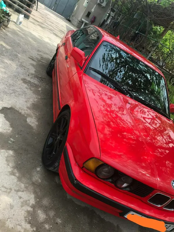 BMW sotiladi xolati zor rasxot qlnmaydi olish kerak xaydash kerak.