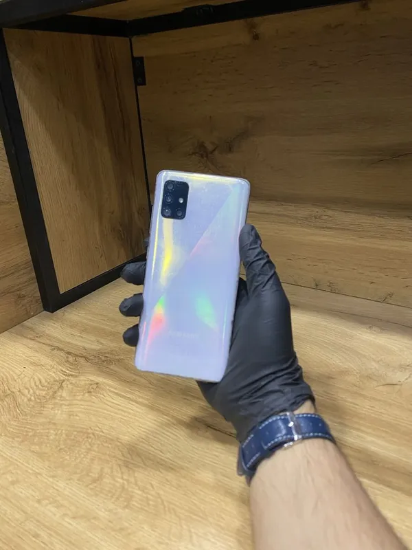 Samsung a51 sotuvda