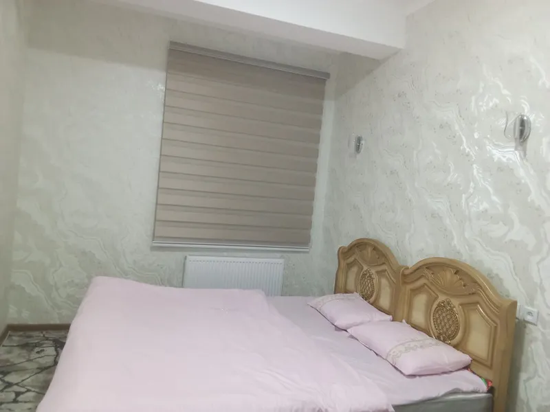 Uy ijaraga beriladi. Manzil Andijon shaxri Navoiy shox koʻchasi 2