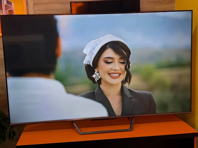 Телевизор Rulls 65BQ90 — 65” Smart TV