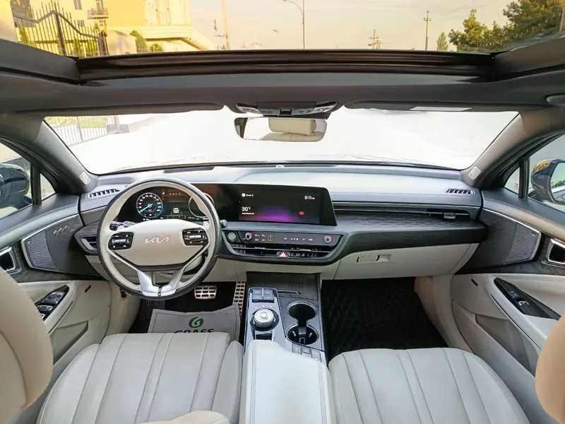Kia K-8 2023! Signature Full! 3.5 Atmosferni Mator. Panarama Tom 8