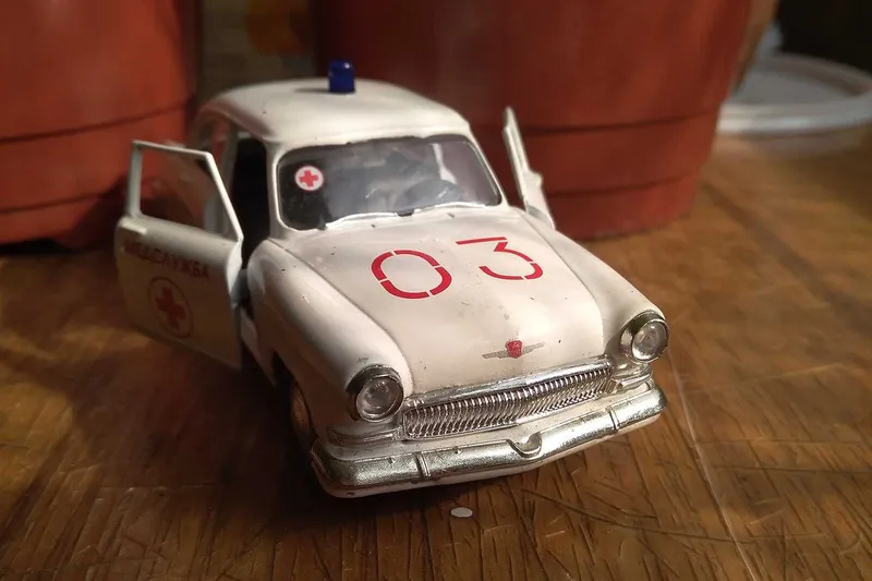 Коллекционная модель ЗИМ-12 (ГАЗ-12), масштаб 1:43, DeAgostini — фото 7