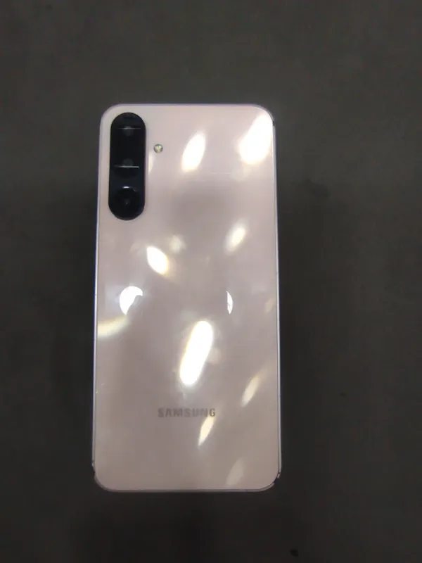 SAMSUNG M16 1 SAMSUNG M16 1