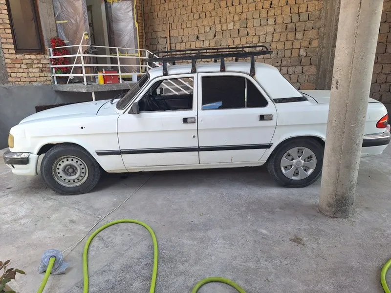 ГАЗ 3110 ВОЛГА 2002г — фото 3
