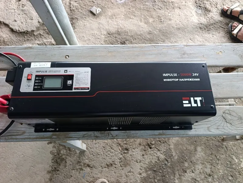 Инвертор напряжения 5000W 24V продам — фото 3