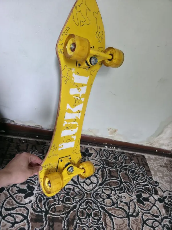Skateboard yangi Skateboard yangi