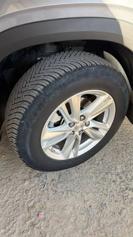 Chevrolet Tracker 5 Chevrolet Tracker 5
