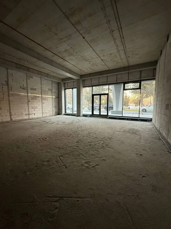 Nrg U-tower | Дружба - Сдается в аренду помещение вдоль дороги 187м2 — фото 3