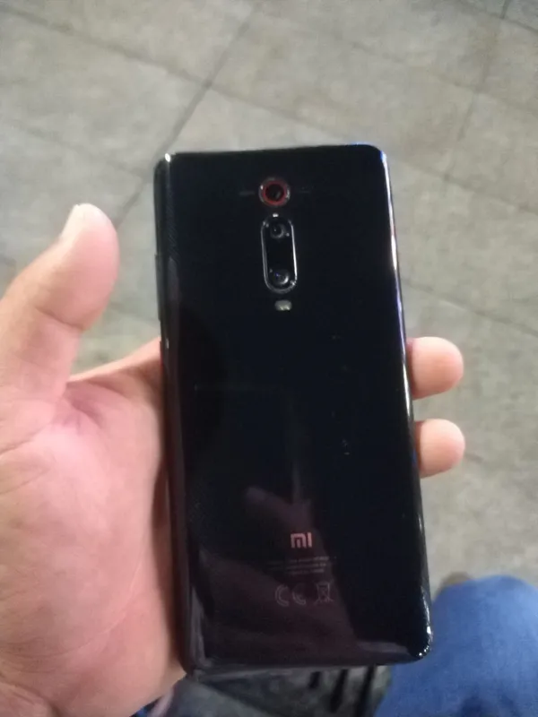 Флагман Xiaomi Mi 9 T 128 gb, есть обмен 3