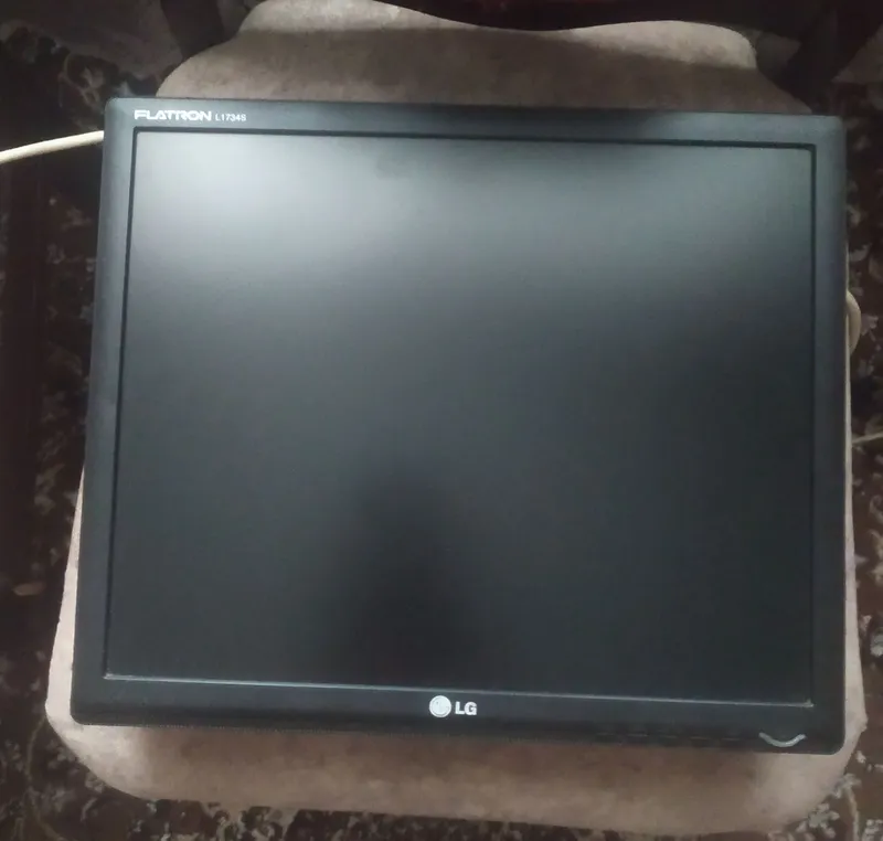 монитор LG