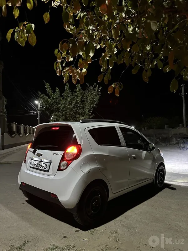 Spark Sotiladi A\T 5 Spark Sotiladi A\T 5