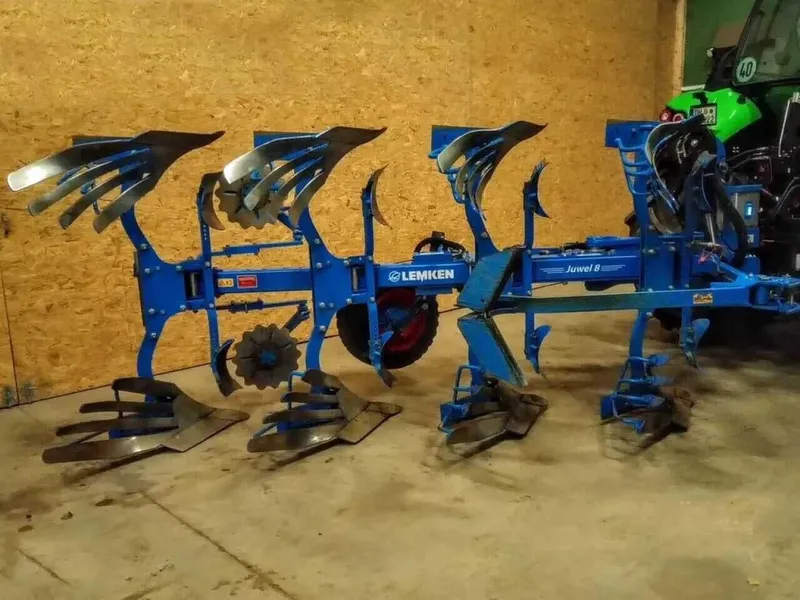 Плуг Lemken Juwel 8 TCP V 4 N 100 2 Плуг Lemken Juwel 8 TCP V 4 N 100 2