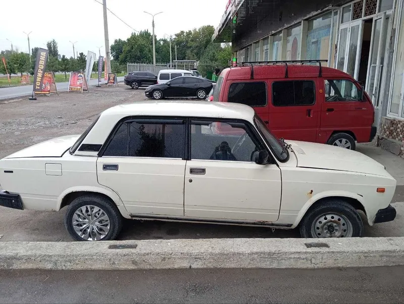Ваз 210702 (Lada) сотилади, 2000 йил 5