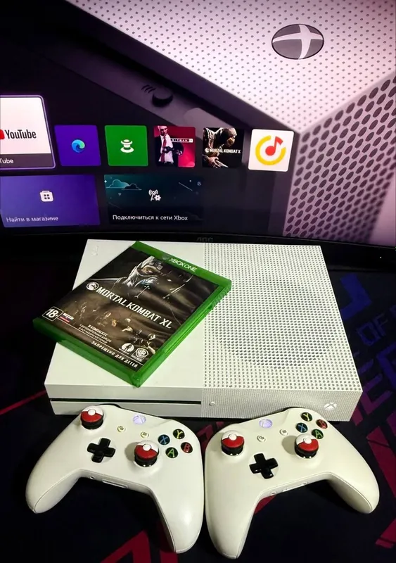 Xbox One S 500Gb + Mortal Kombat XL 4