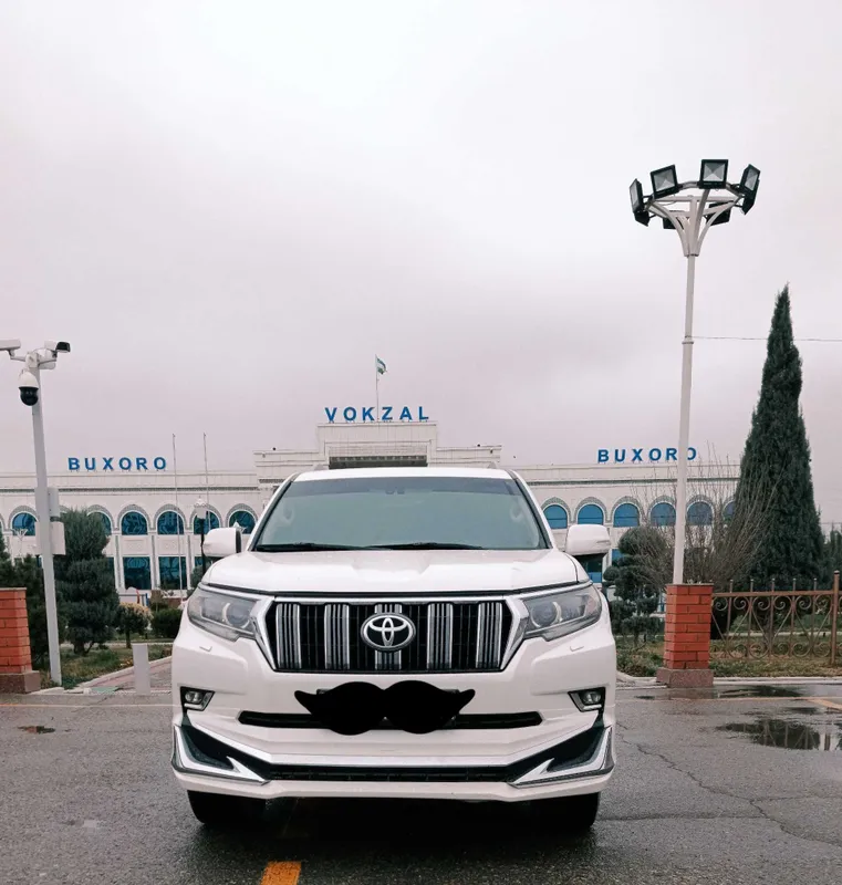 Toyota land cruiser 150 Sotiladi