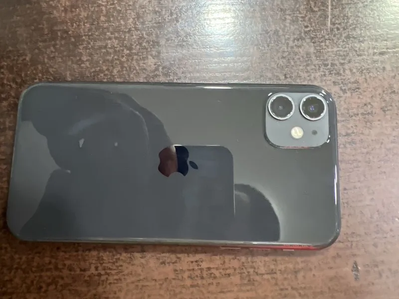 iphone11 xolat yaxw chaqa chuqas yoq — фото 1