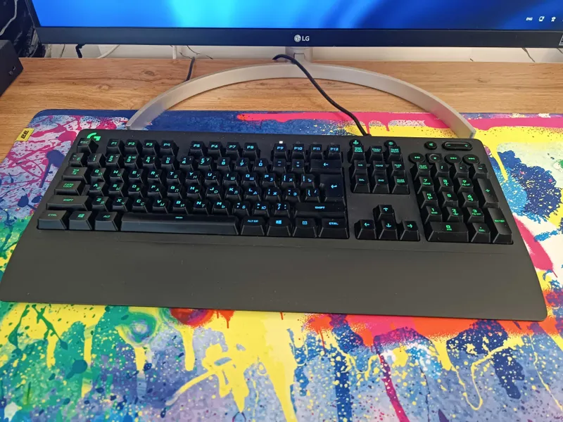 Клавиатура Logitech G213 Клавиатура Logitech G213