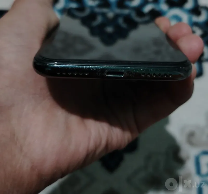 IPhone x rangi qora 3 IPhone x rangi qora 3