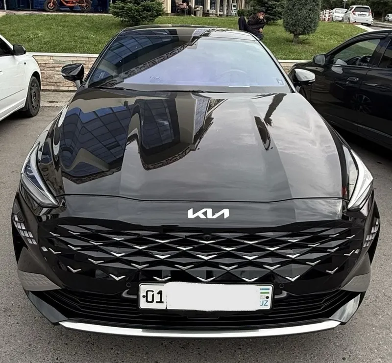 KIA K8 Full3.5l 2023 SROCHNA Sotiladi !!!