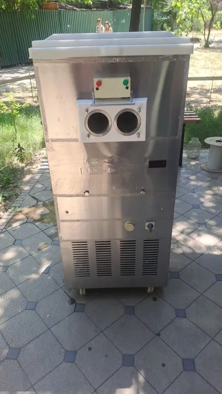 Marojniy aparat sotiladi. Продается фризер для мороженого 1
