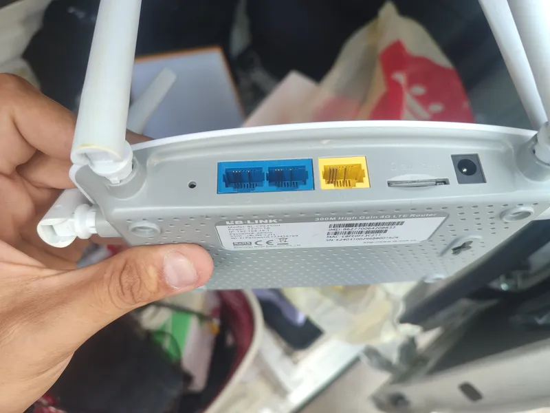 Wi-Fi router simkarta qo'ysa bo'ladi