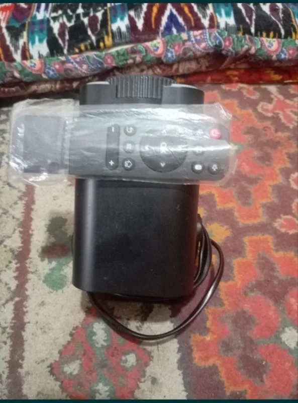 HY320 Mini Projector — фото 3