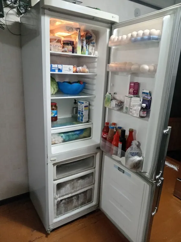 Холодильник LG 1 Холодильник LG 1