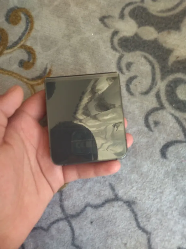 телефон Samsung 4