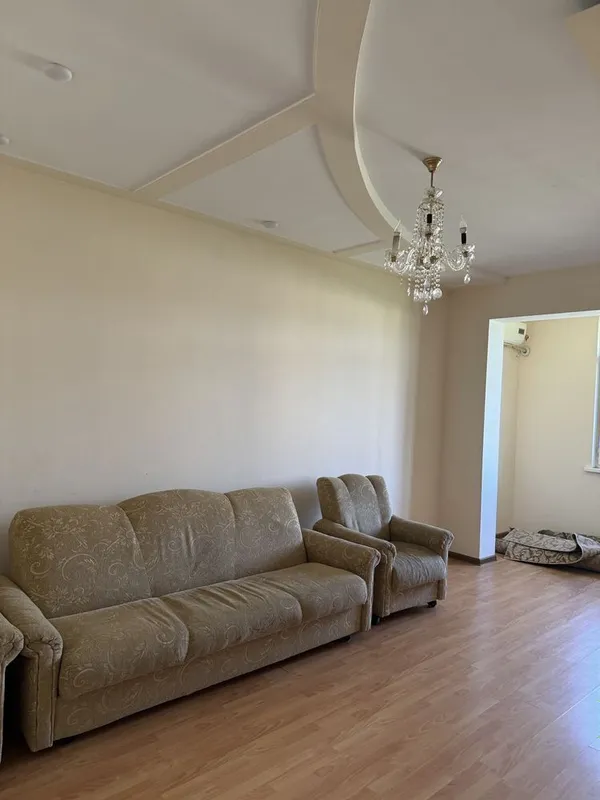yashnobod kadeshva 270$ 1