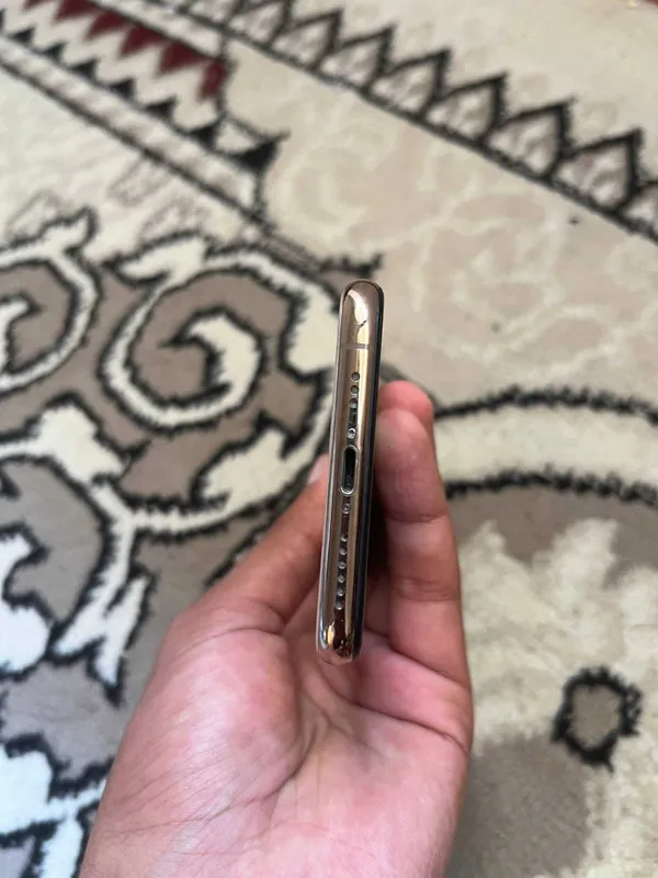 Iphone xs срочно 4
