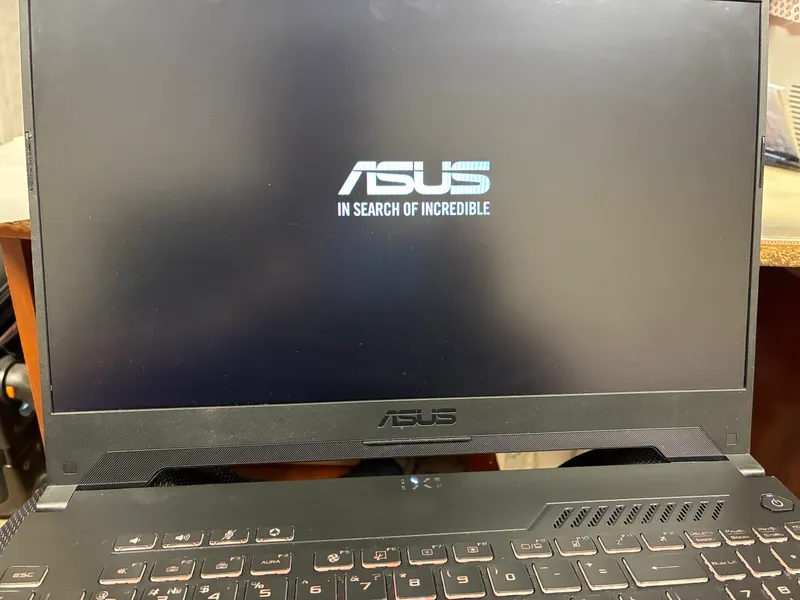ASUS TUF A15 Ryzen 7 16GB RTX 4050 512GB
