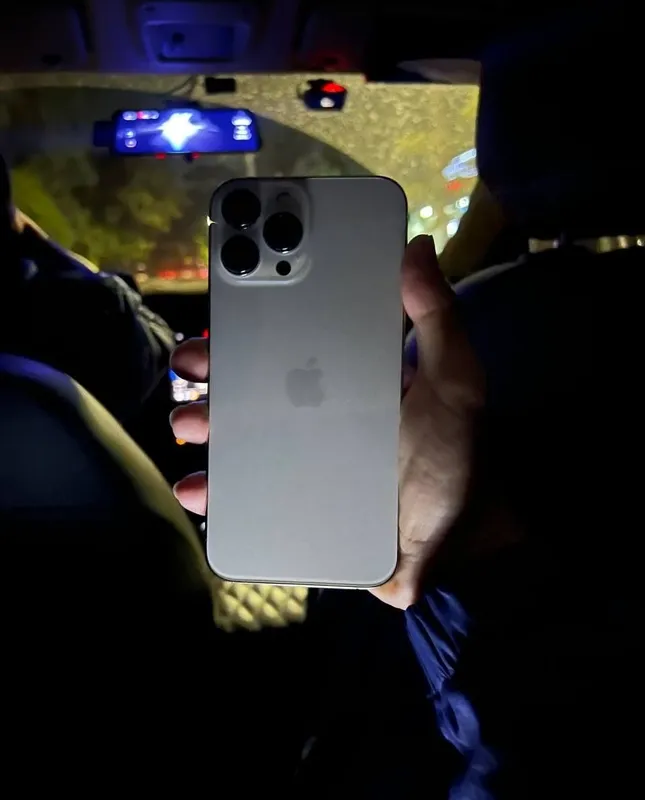 iPhone 13 Pro Max 2 iPhone 13 Pro Max 2