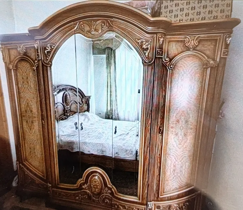 Продаётся спальный гарнитур игостинный — фото 5