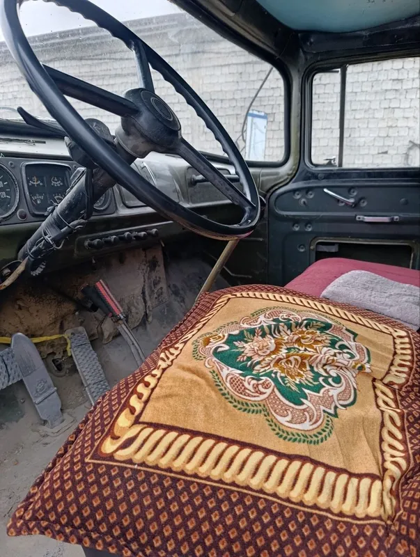 ZIL 131 Bort 77 yil alo xolatda, Samarqand — фото 3
