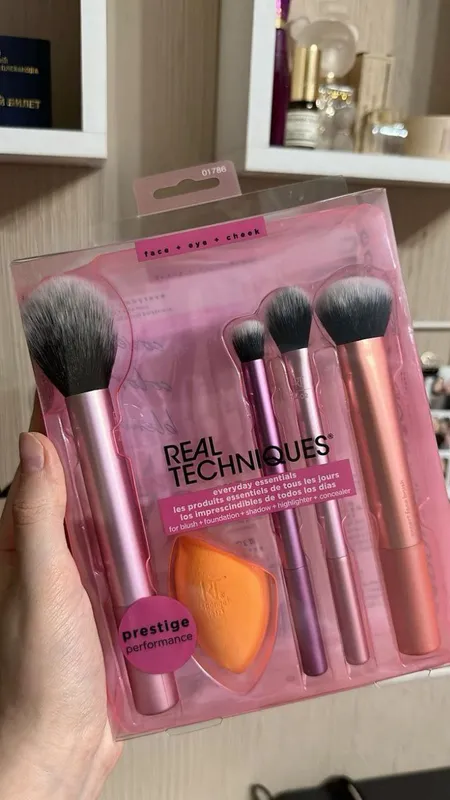 REAL TECHNIQUES kist nabor