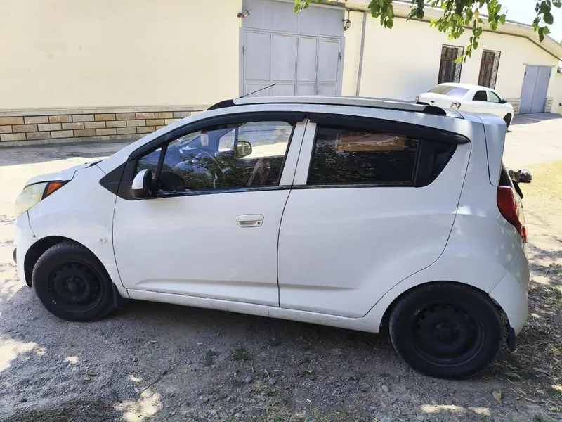 Srochno sotiladi 3