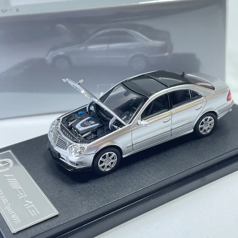 Mercedes Benz AMG E280 W211 o‘yinchoq mashina 1:64 / Avto 2