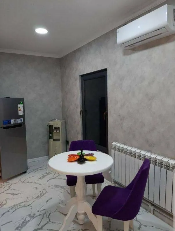 Chilonzor E mavzesi 1/4/5 kvartira ijaraga beriladi 4 Chilonzor E mavzesi 1/4/5 kvartira ijaraga beriladi 4