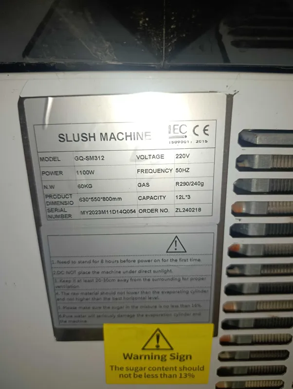 Продаётся аппарат для приготовления слаша (Slush Machine ) на 3 вкуса. 4