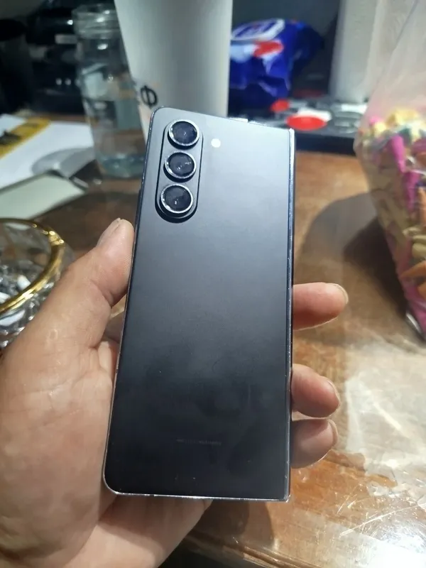Samsung fold5 12/512 5 Samsung fold5 12/512 5