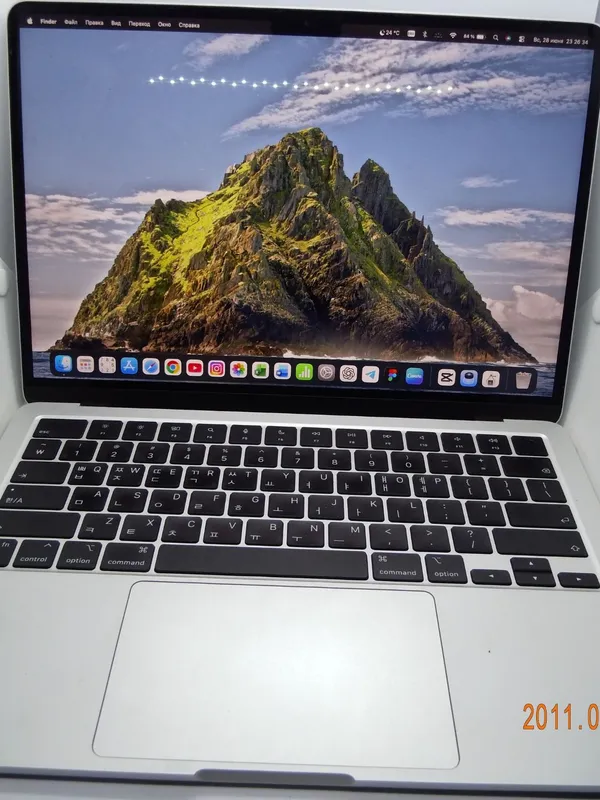 MacBook Air M2 8/256 Gb, 100%yomkost, 2022 MacBook Air M2 8/256 Gb, 100%yomkost, 2022