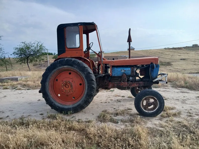 Traktor 28 va tilichka sotiladi narxi 40 million soʻm. Radnoy — фото 4