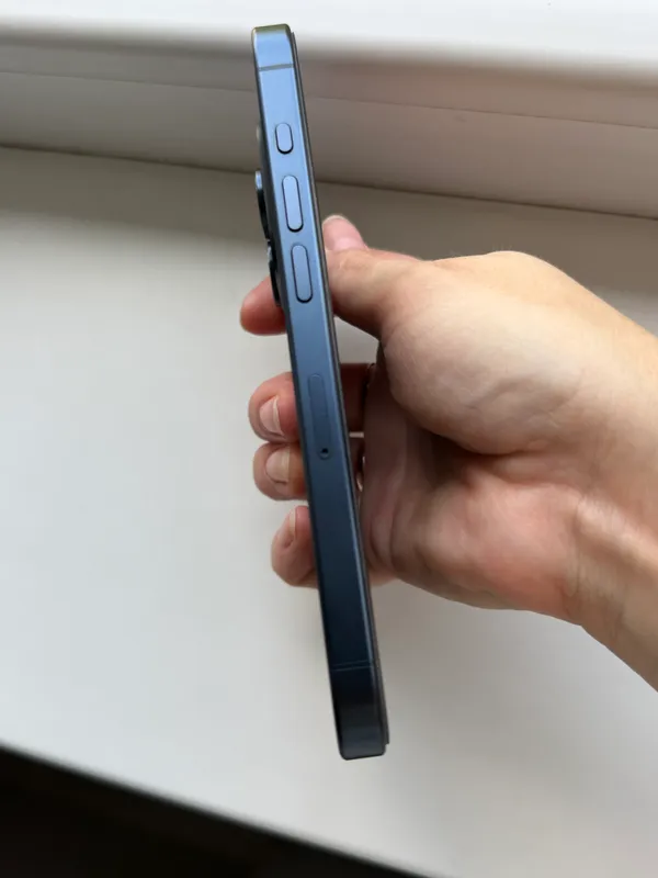iPhone 15 Pro sotiladi 4 iPhone 15 Pro sotiladi 4